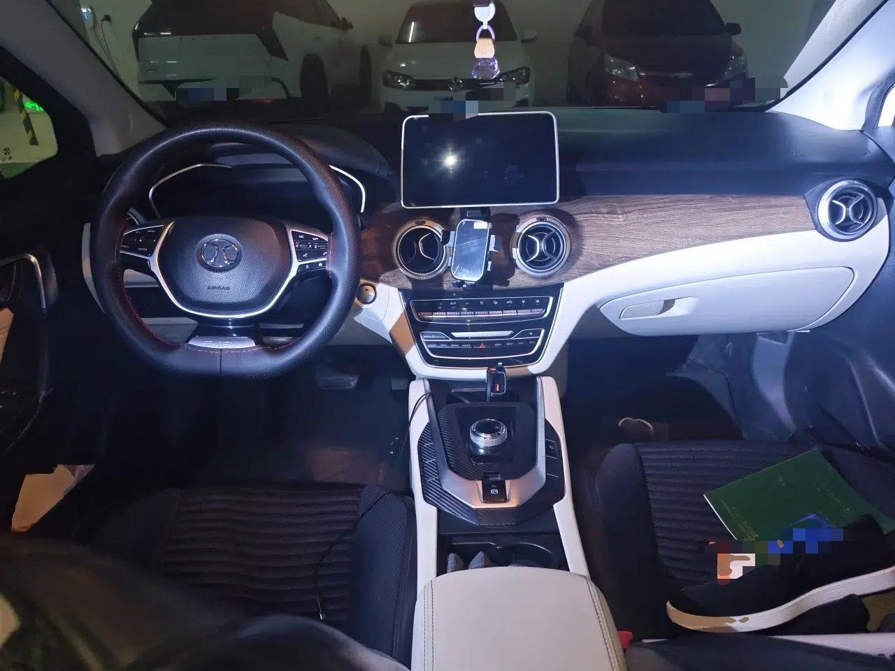 BAIC Beijing EU5 2018 R500 Smart Wind Edition — миниатюра 10
