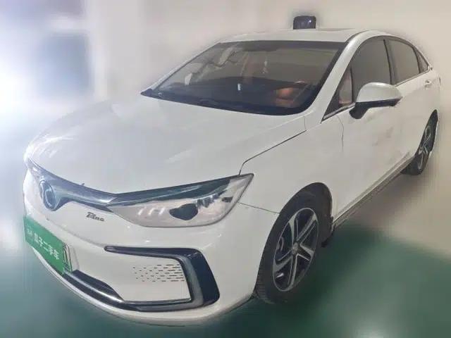 BAIC Beijing EU5 2018 R500 Smart Wind Edition