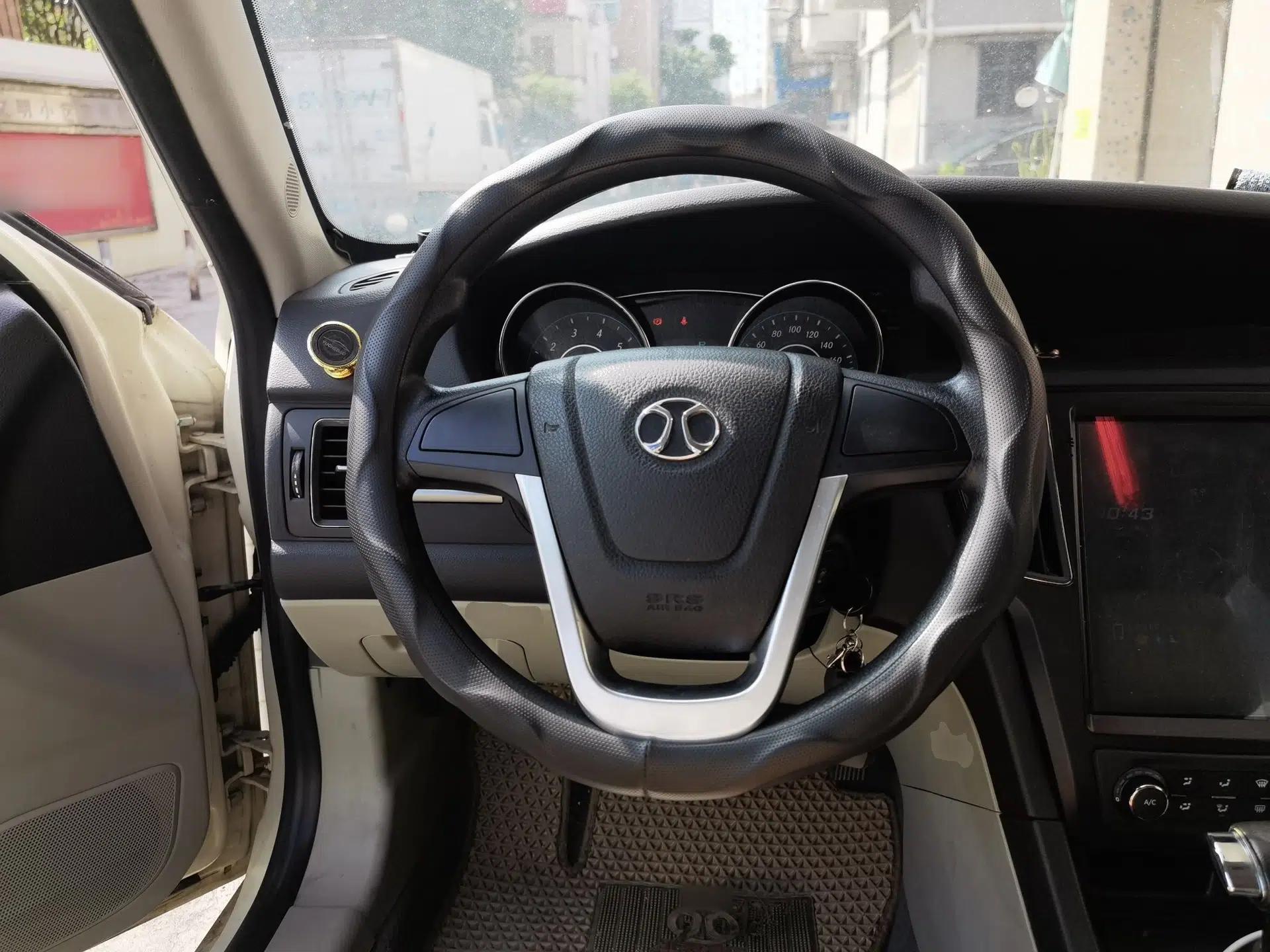 BAIC Senova D50 2014 1.5L CVT Standard Edition — миниатюра 11