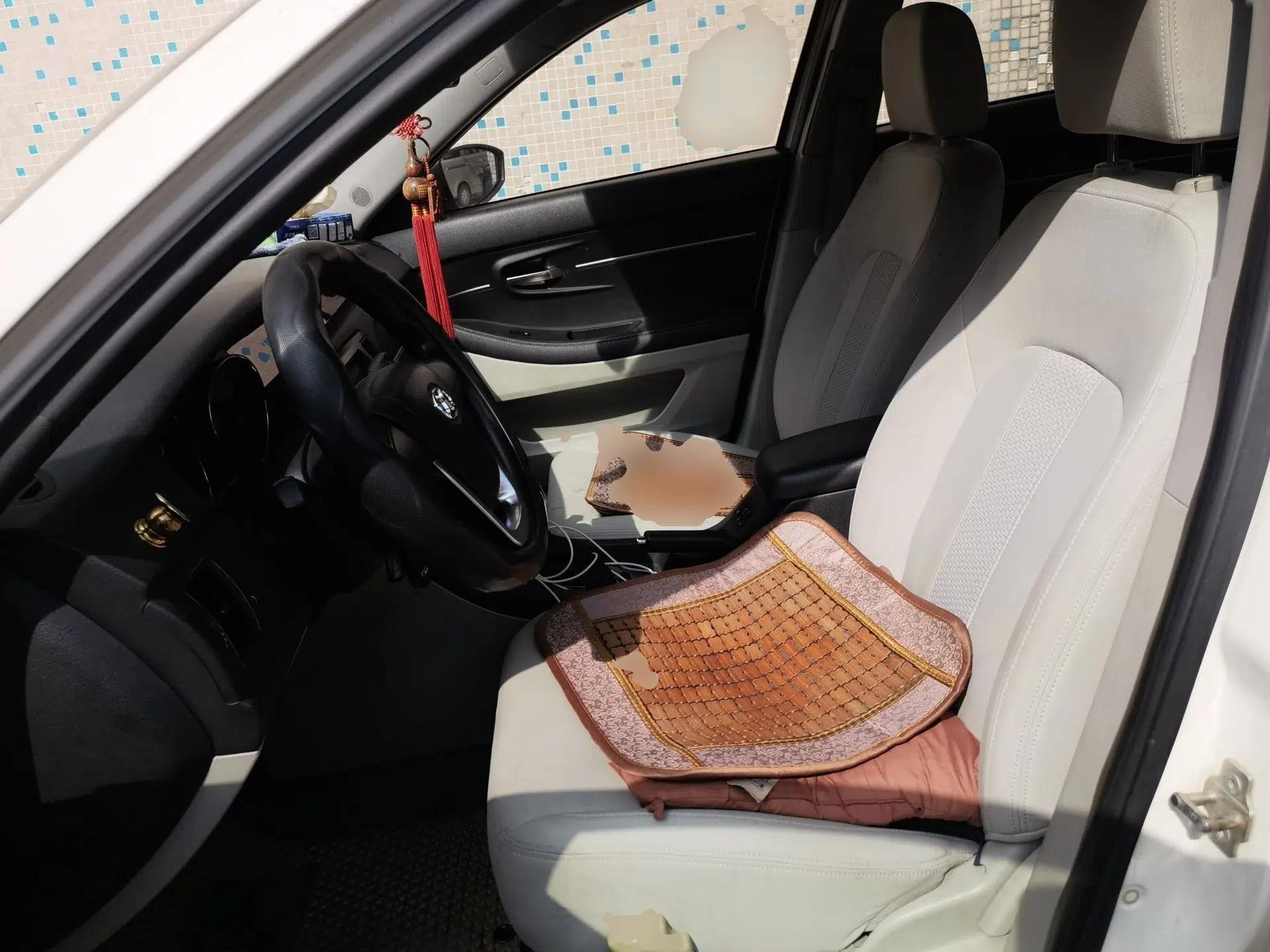 BAIC Senova D50 2014 1.5L CVT Standard Edition — миниатюра 16
