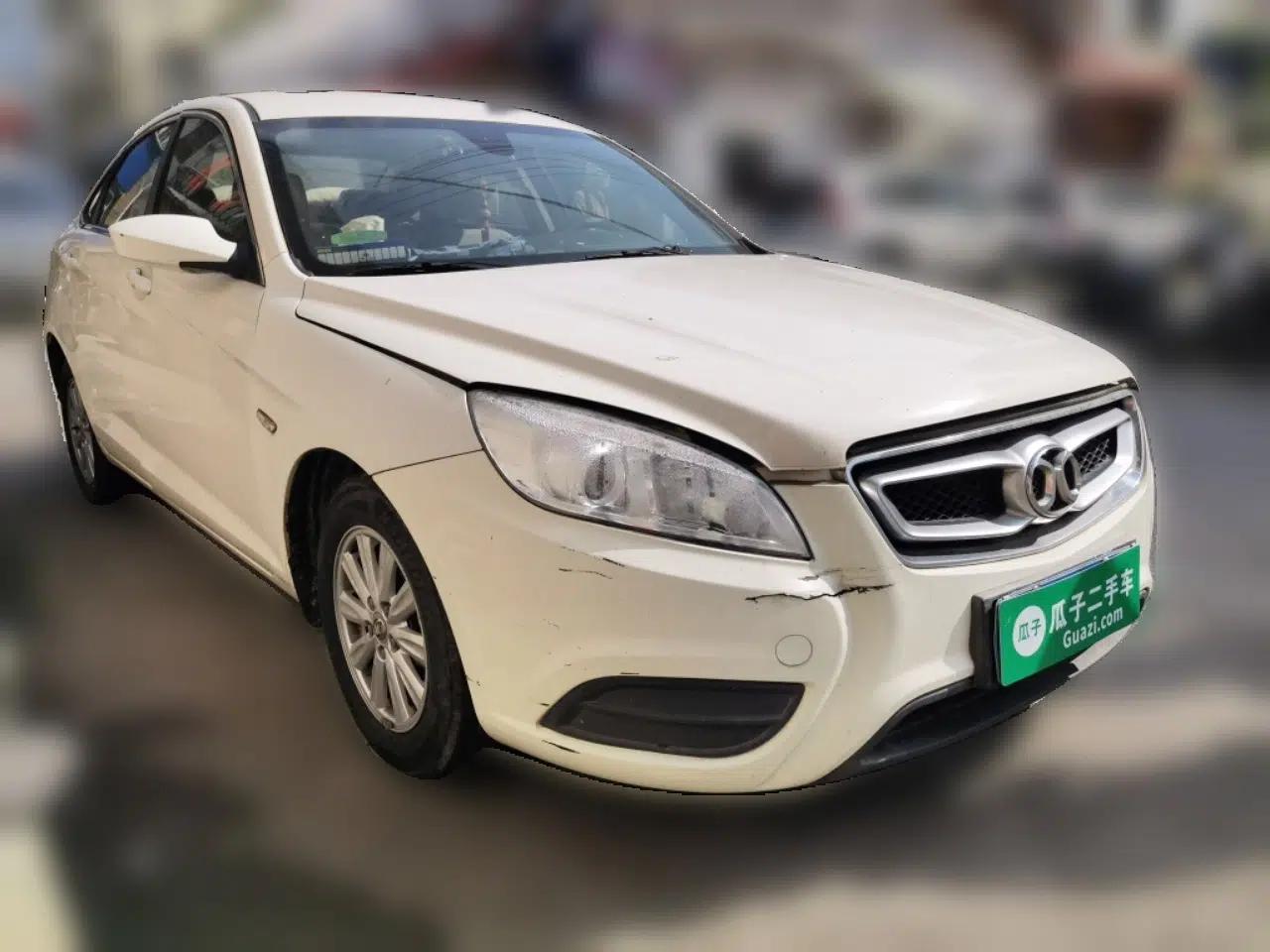 BAIC Senova D50 2014 1.5L CVT Standard Edition — миниатюра 3
