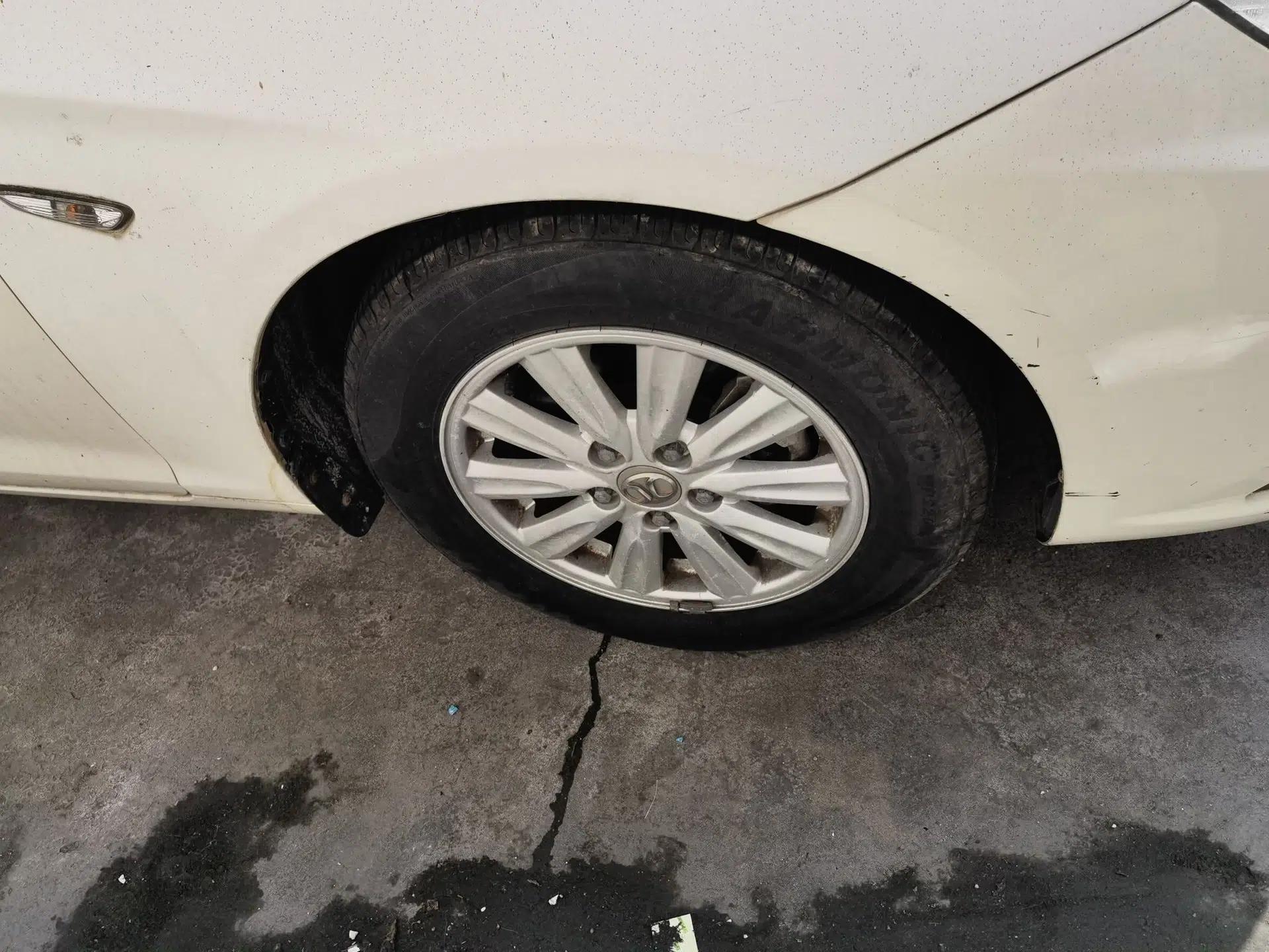 BAIC Senova D50 2014 1.5L CVT Standard Edition — миниатюра 8
