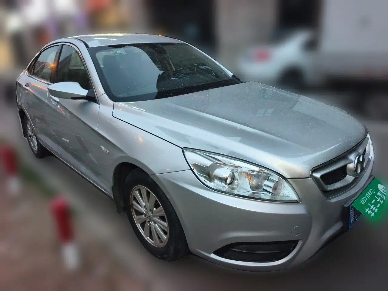 BAIC Senova D50 2014 1.5L manual standard version — миниатюра 3
