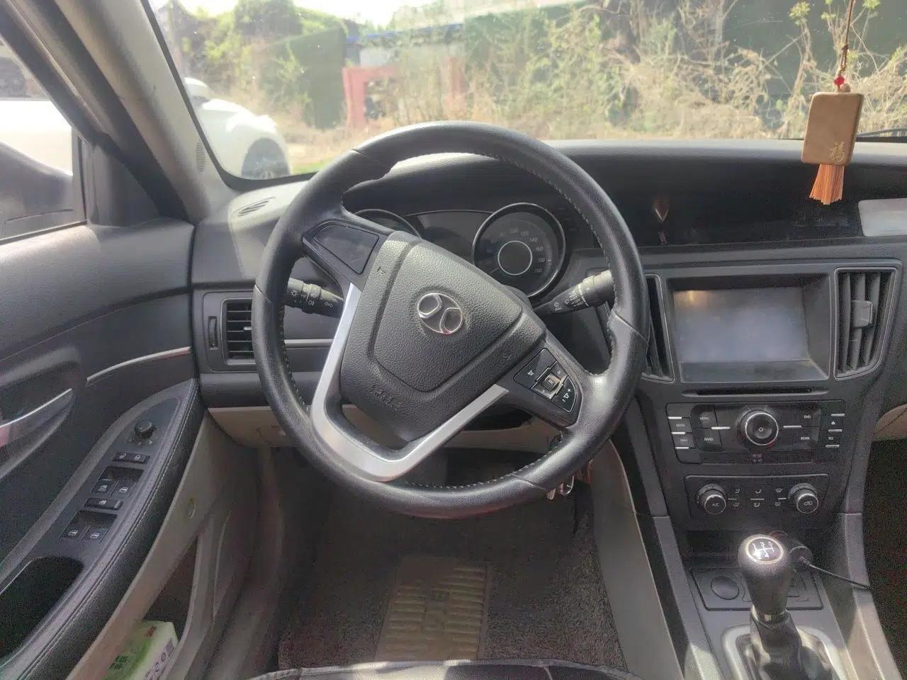 BAIC Senova D50 2014 1.5L manual comfort version — миниатюра 11