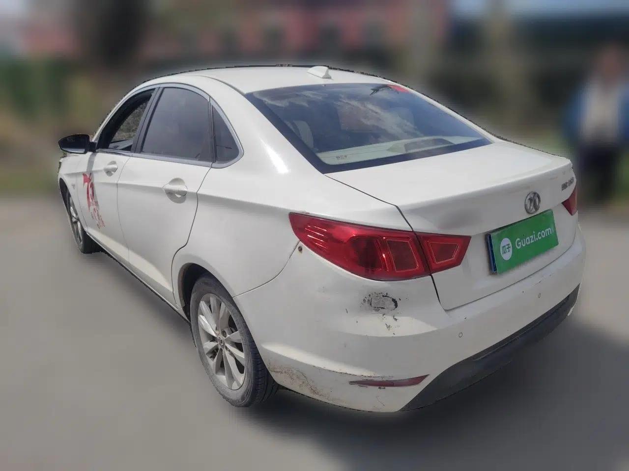 BAIC Senova D50 2014 1.5L manual comfort version — миниатюра 4