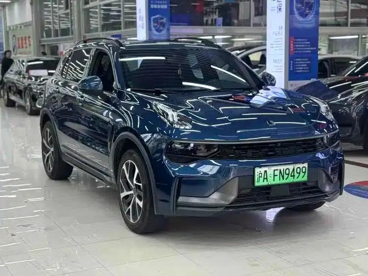Lynk & Co 01 EM-P 2022 1.5TD PHEV Plus — миниатюра 2