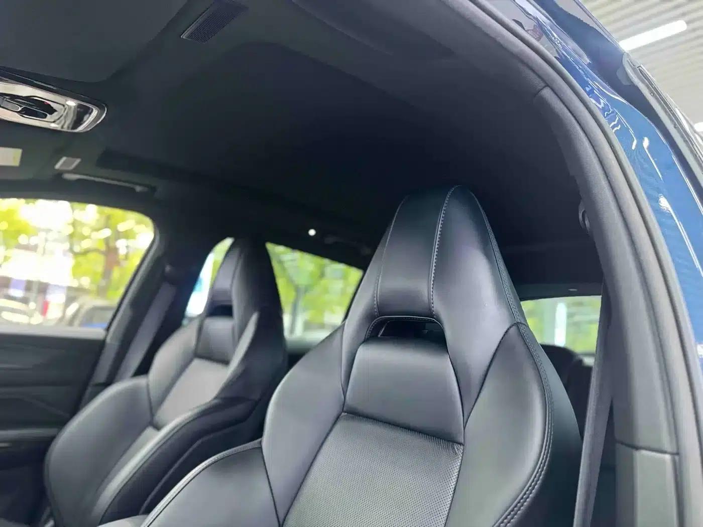 Lynk & Co 01 EM-P 2022 1.5TD PHEV Plus — миниатюра 13