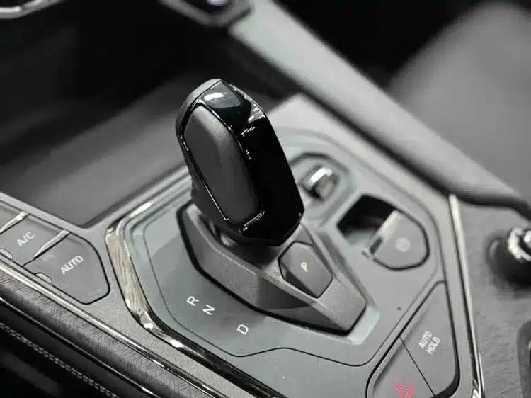 Lynk & Co 01 EM-P 2022 1.5TD PHEV Plus — миниатюра 8