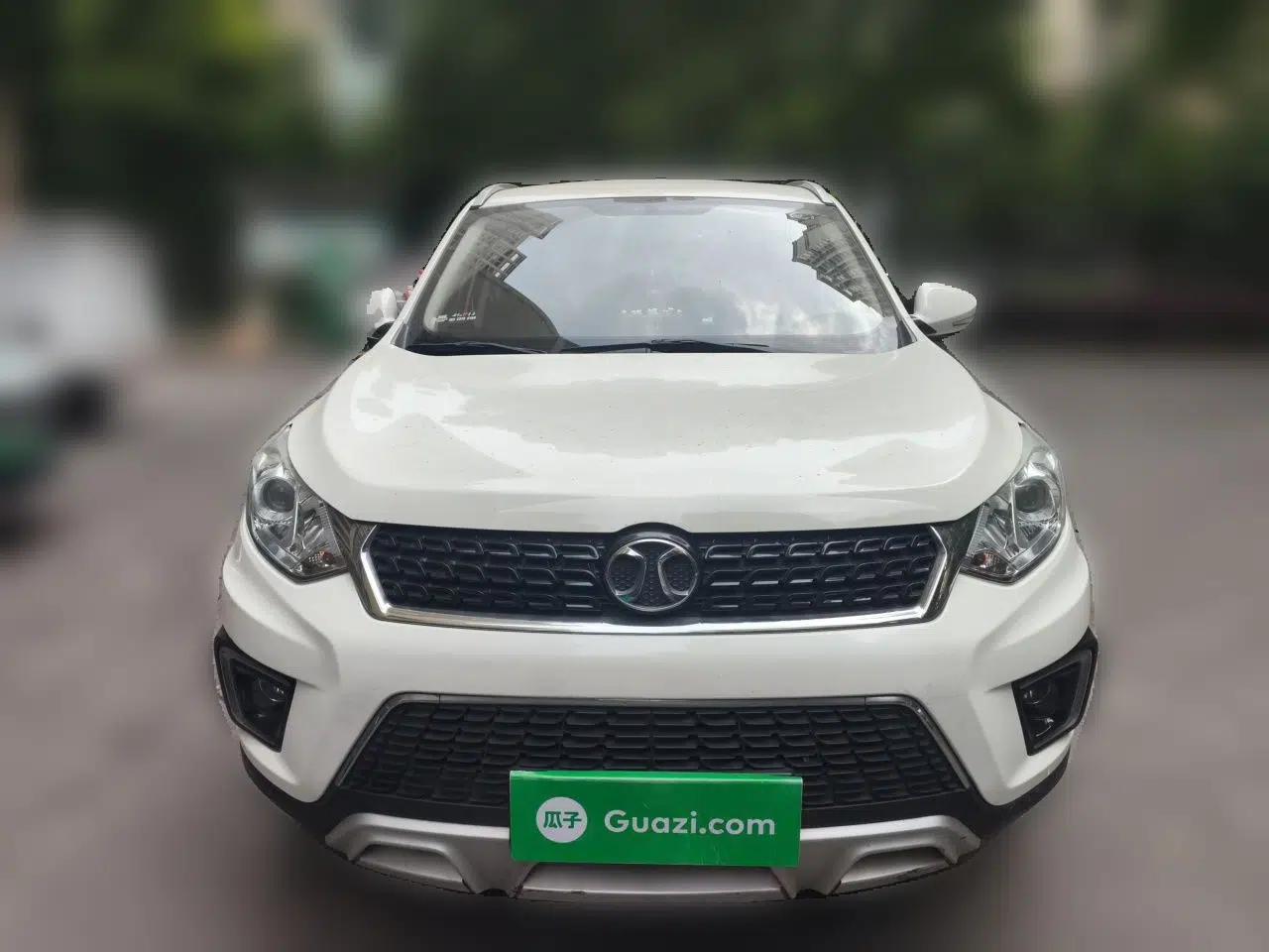 BAIC Senova X35 2016 1.5L Automatic Luxury Edition — миниатюра 2