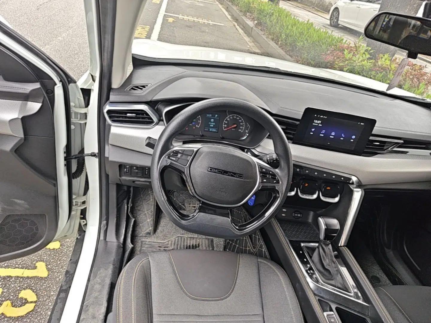 BAIC Beijing X3 2019 1.5T CVT Glory Edition — миниатюра 14