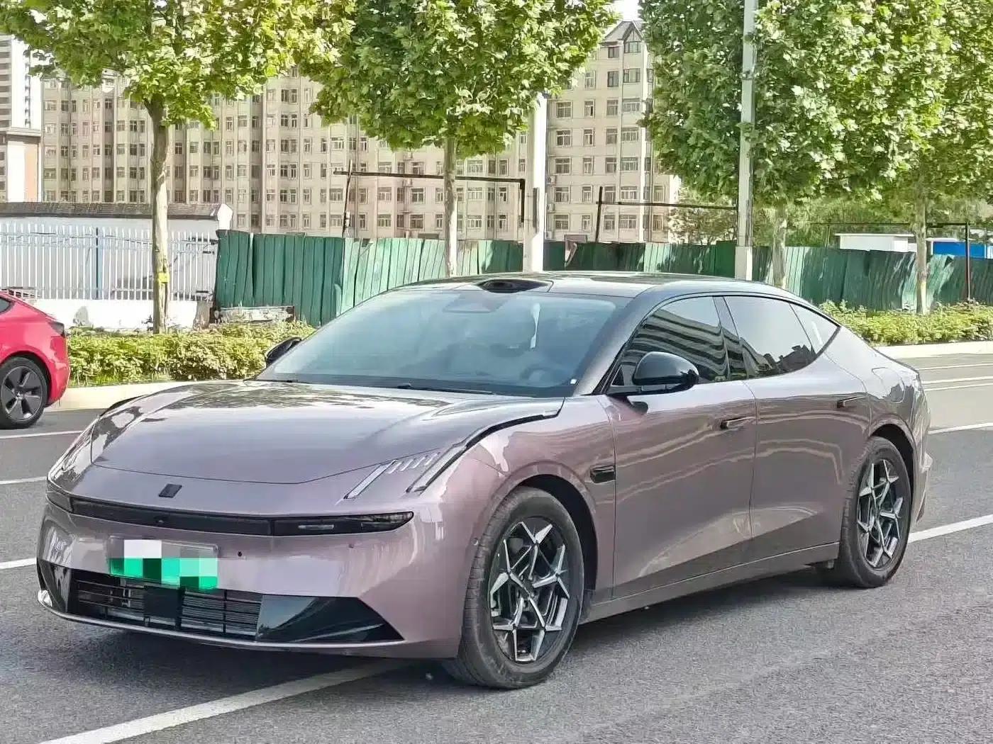 Lynk & Co 10 2025 240 AWD Ultra — миниатюра 1