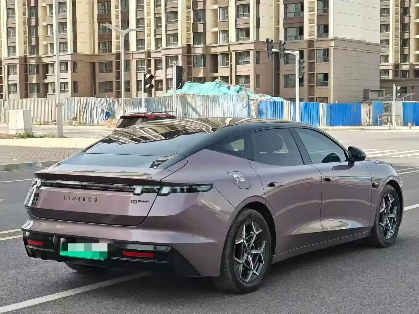 Lynk & Co 10 2025 240 AWD Ultra — миниатюра 9