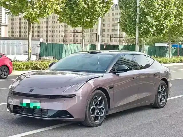 Lynk & Co 10 2025 240 AWD Ultra