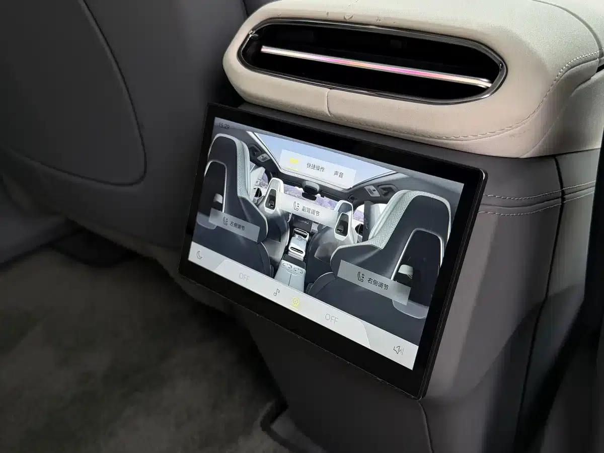 ELETRE 2025 Lotus First Edition — миниатюра 12