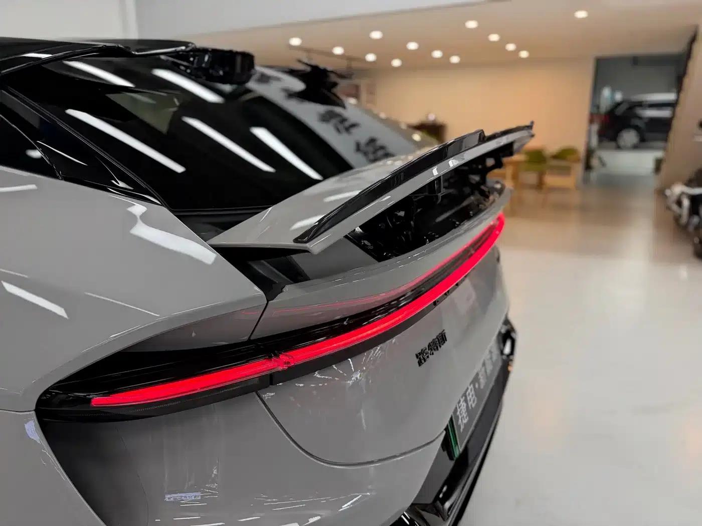 2023 ELETRE S+ — миниатюра 13