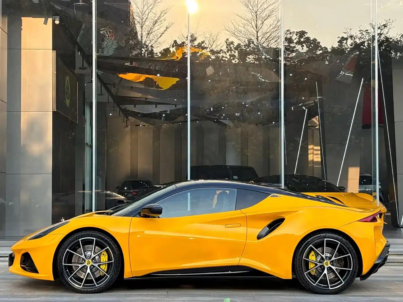 EMIRA 2021 2.0T DCT First Edition — миниатюра 3