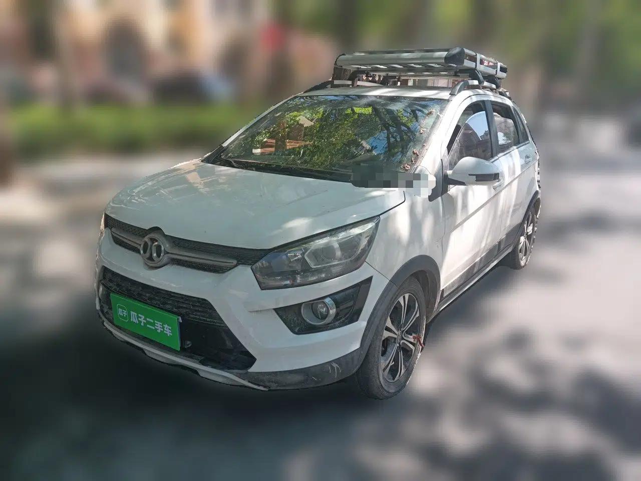 BAIC Senova X25 2015 1.5L Manual Elite Edition — миниатюра 1