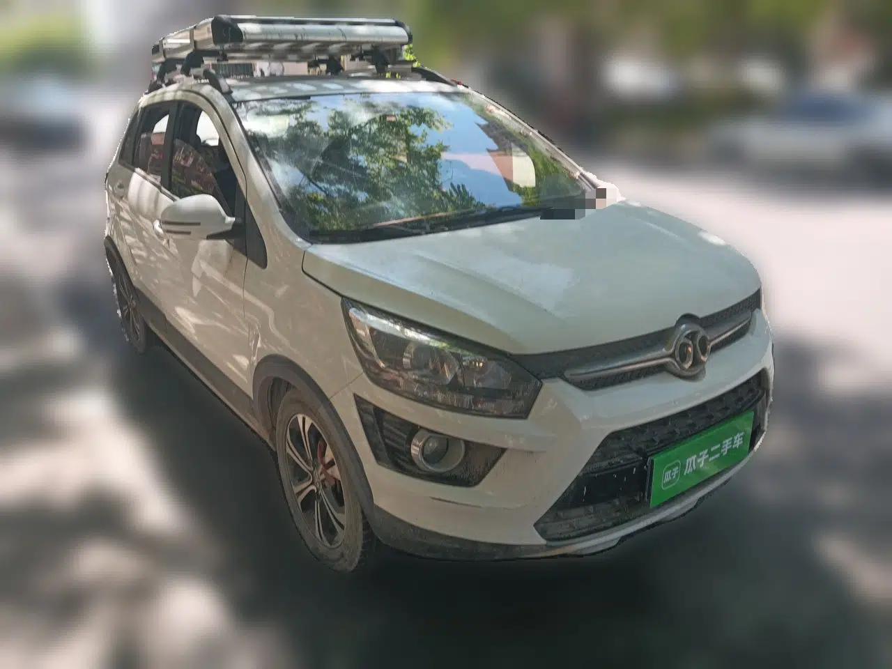 BAIC Senova X25 2015 1.5L Manual Elite Edition — миниатюра 3