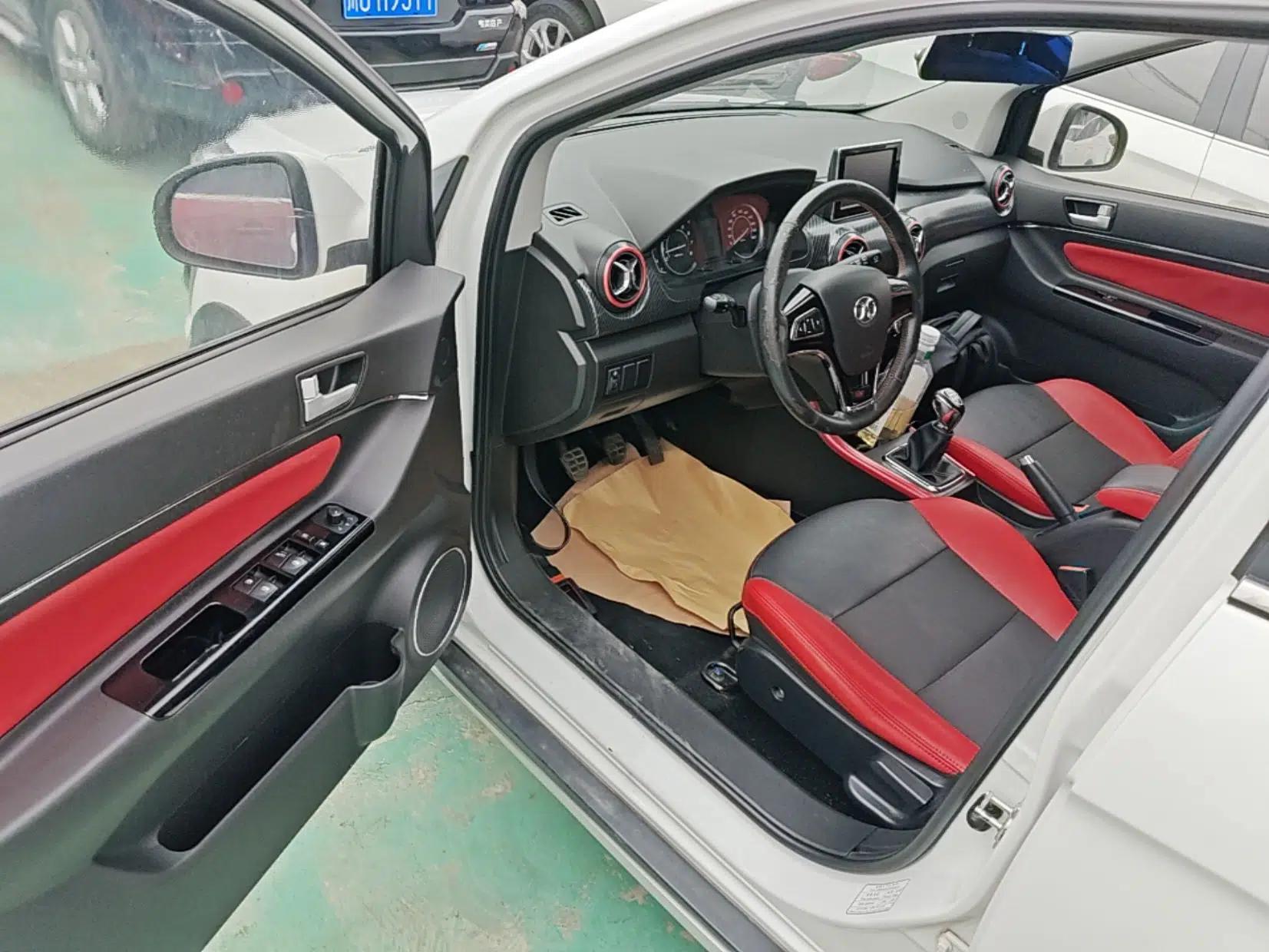 BAIC Senova X25 2015 1.5L manual Comfort trim level — миниатюра 19
