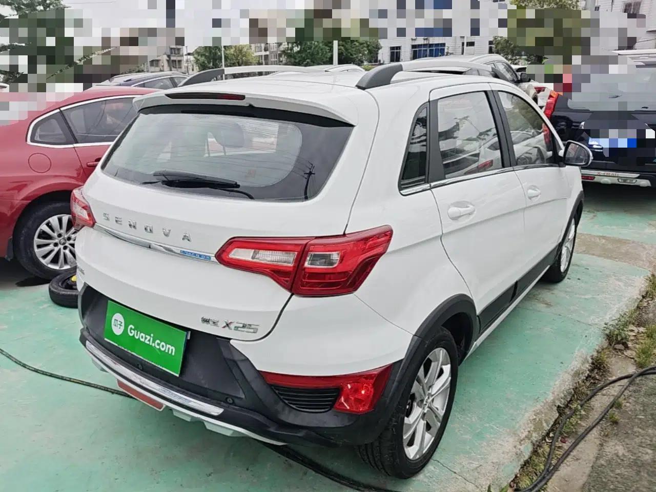 BAIC Senova X25 2015 1.5L manual Comfort trim level — миниатюра 6