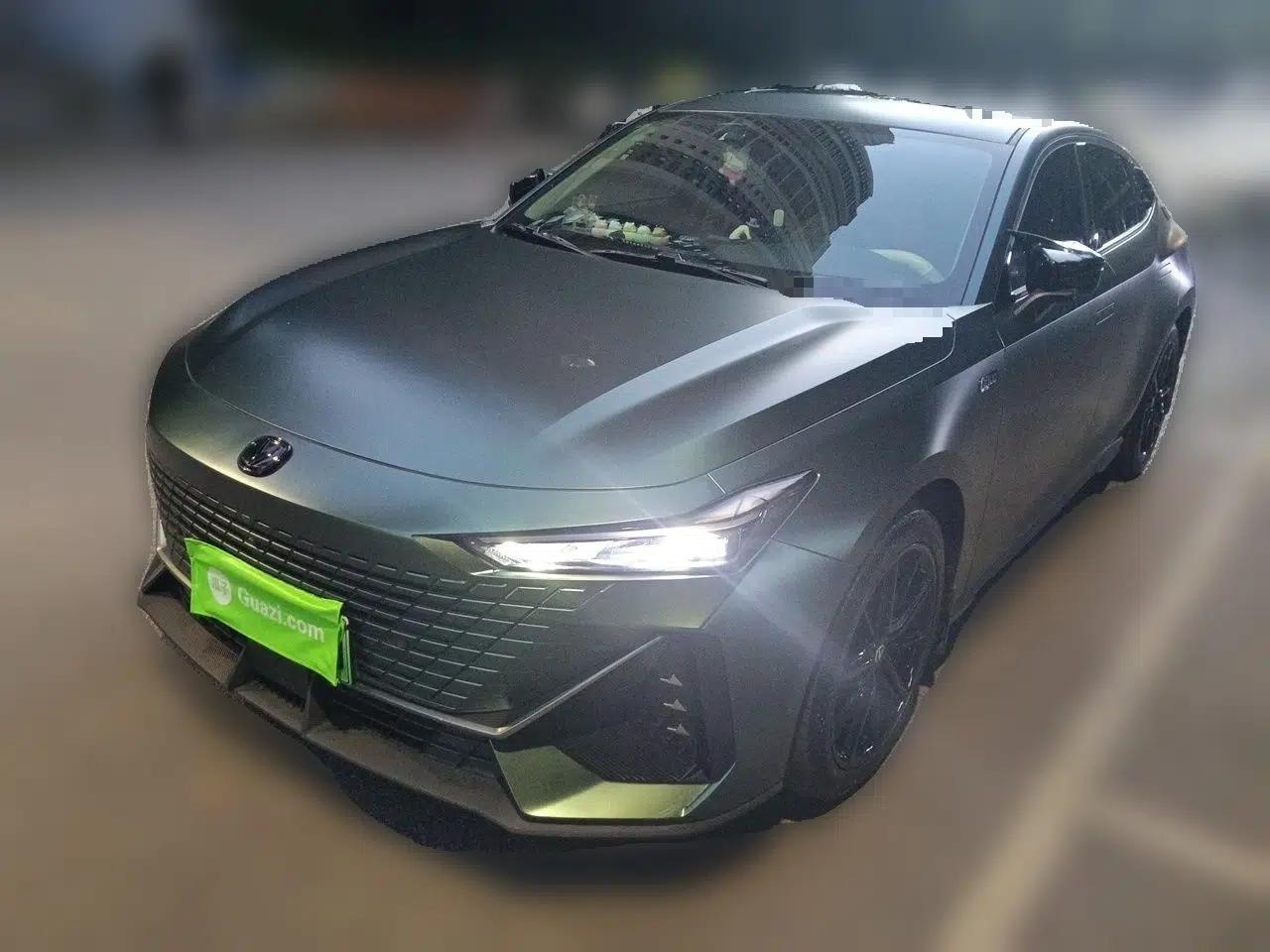 CHANGAN UNI-V iDD 2023 ZhiDian iDD 1.5T 113km Smart & Fun Version — миниатюра 1