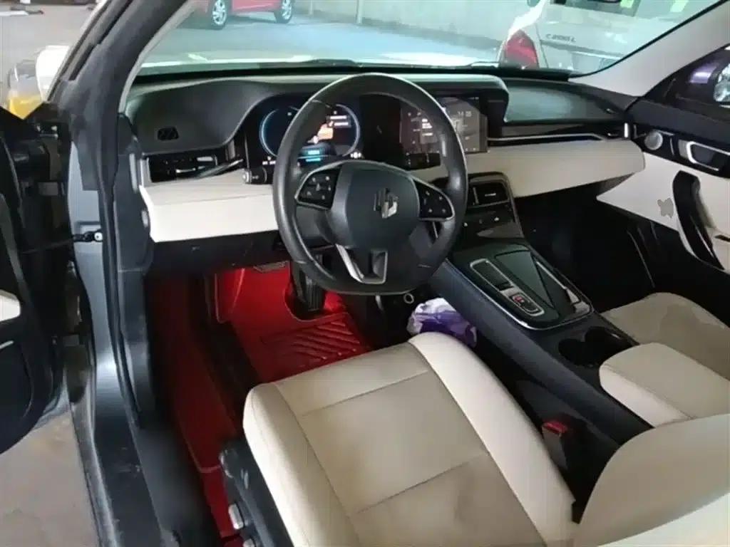 Leapmotor S01 2019 Model 380 Standard Edition — миниатюра 10