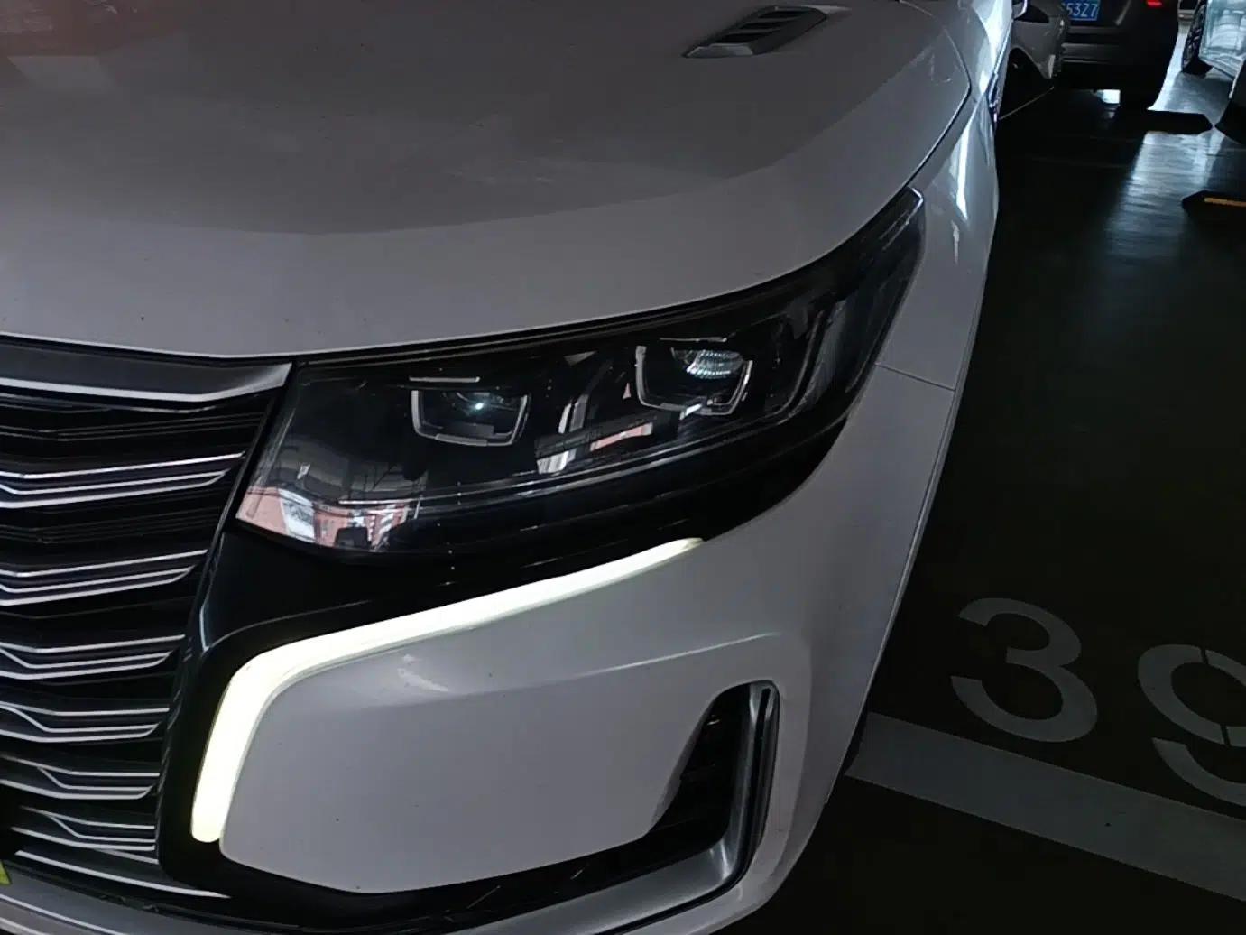 CHANGAN CS95 2019 2.0T Two-Wheel-Drive Luxury Version — миниатюра 9