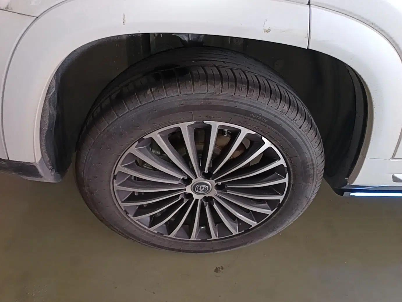 CHANGAN CS95 2019 2.0T Two-Wheel-Drive Luxury Version — миниатюра 10