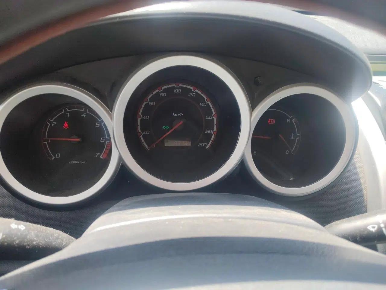 CHANGAN CX20 2014 1.4L Manual Sport Version China IV Standard — миниатюра 12