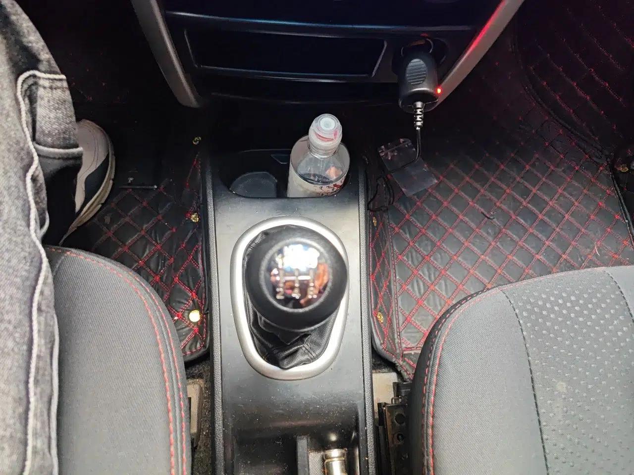 CHANGAN CX20 2014 1.4L Manual Sunroof Navigation Version – China IV Standard — миниатюра 15