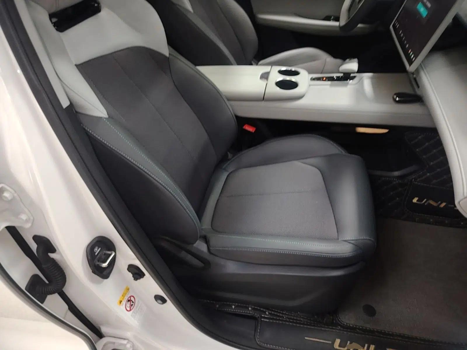 CHANGAN UNI-Z 2025 1.5T Luxury Version — миниатюра 26