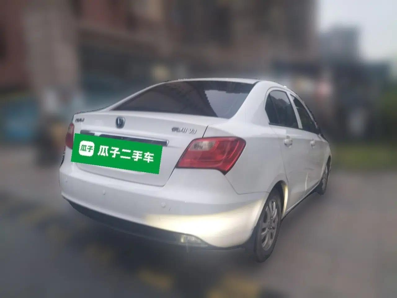 CHANGAN Alsvin V3 2015 1.4L Manual Warm-Hearted Model China V Standard — миниатюра 6