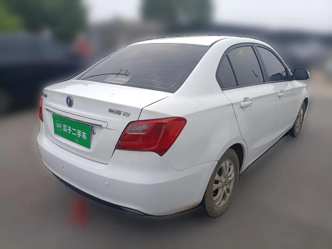CHANGAN Alsvin V3 2012 1.3L Manual Comfort Version China IV Standard — миниатюра 6