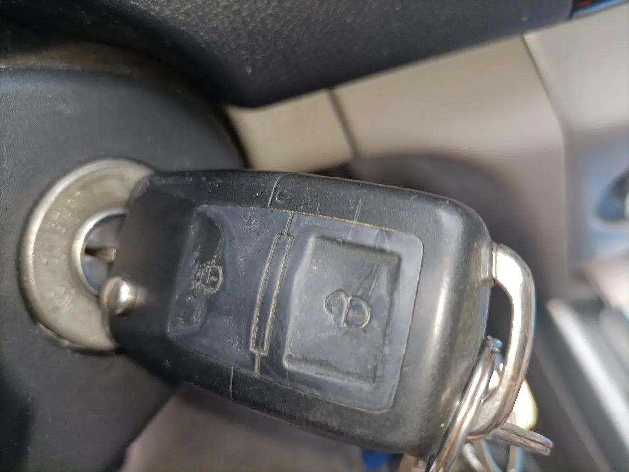 CHANGAN Alsvin V3 2012 1.3L Manual Comfort Version China IV Standard — миниатюра 9