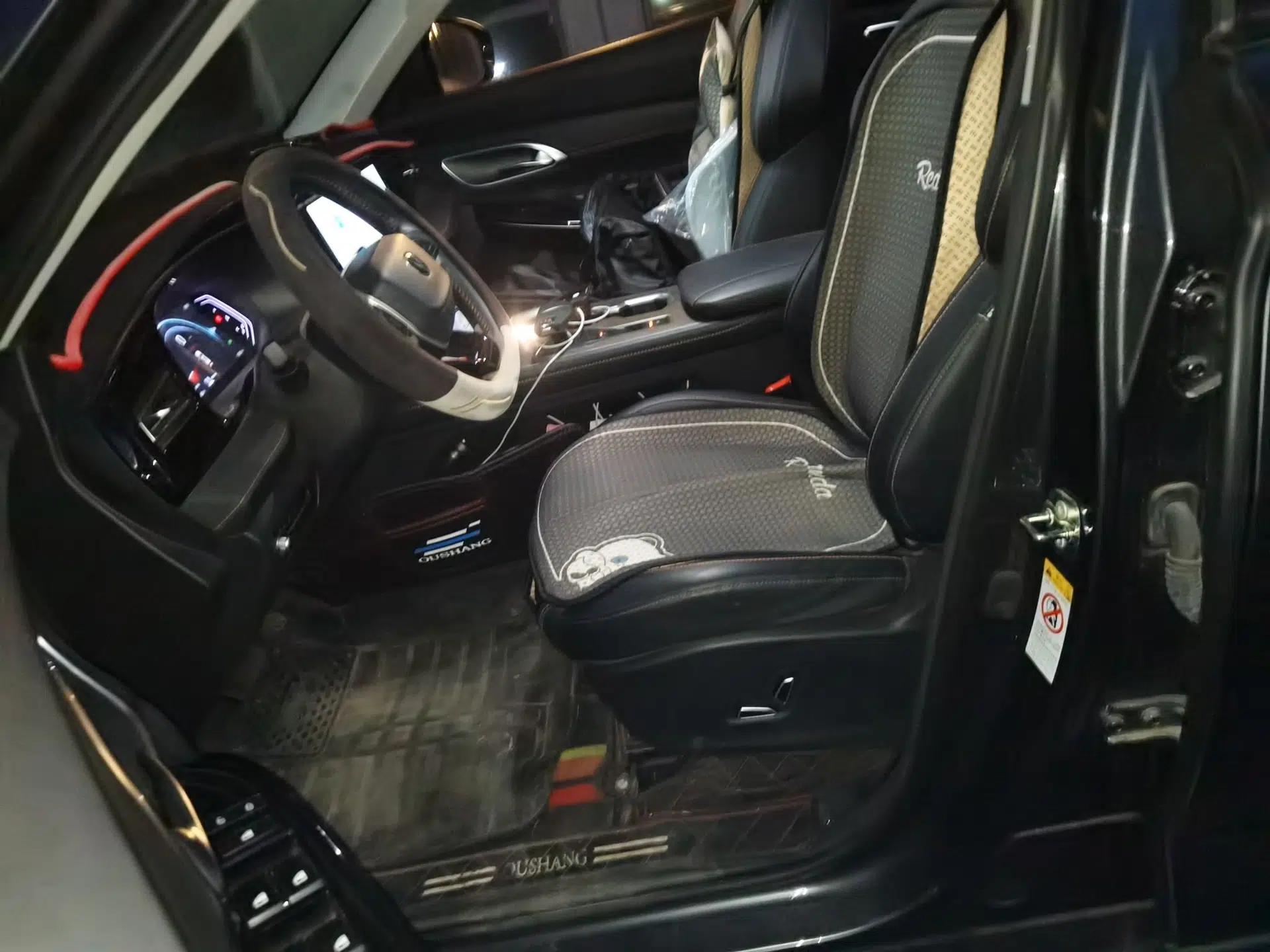 CHANGAN X7 PLUS 2024 1.5T Automatic Prestige 7-Seater — миниатюра 16