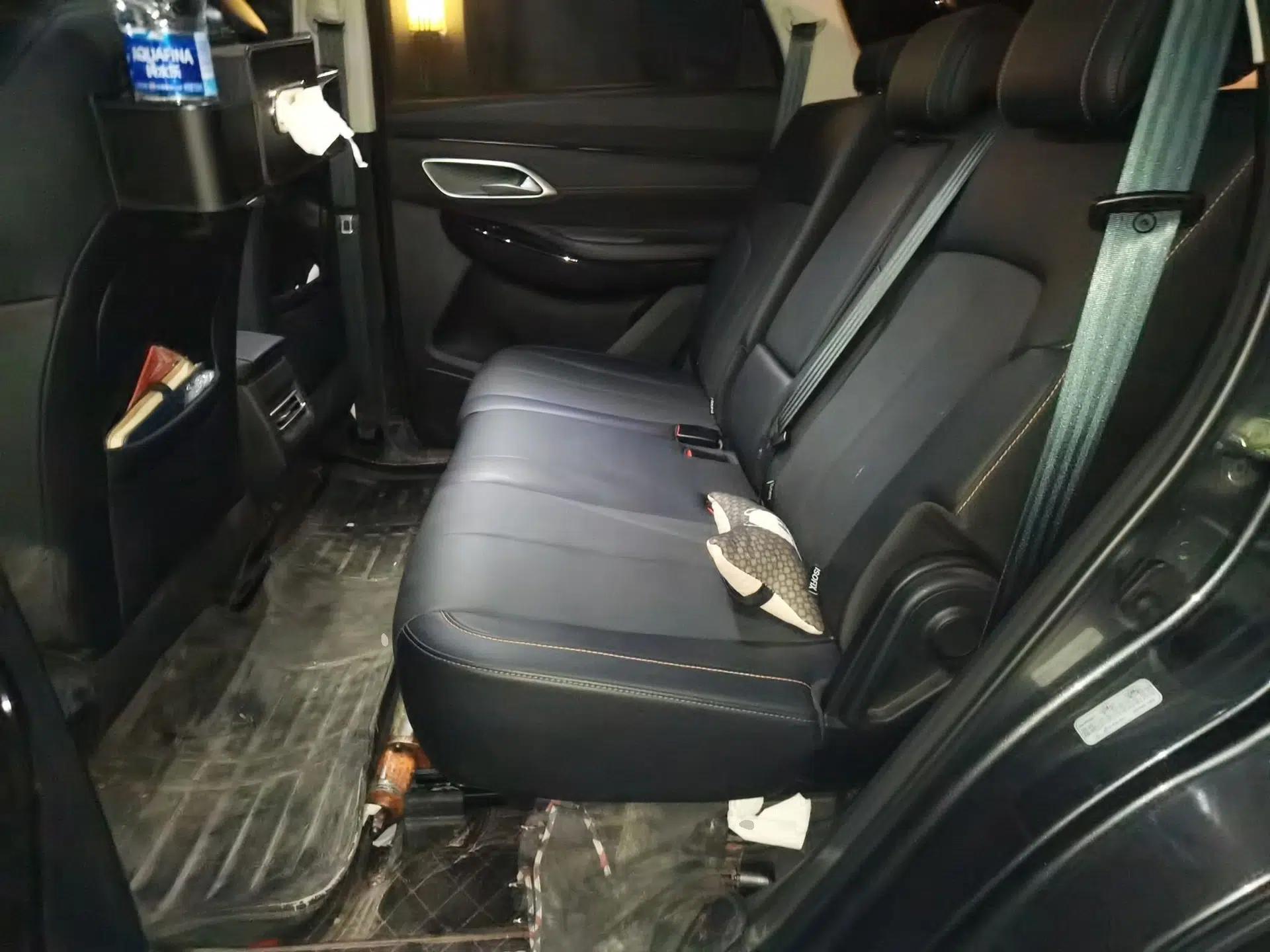 CHANGAN X7 PLUS 2024 1.5T Automatic Prestige 7-Seater — миниатюра 18