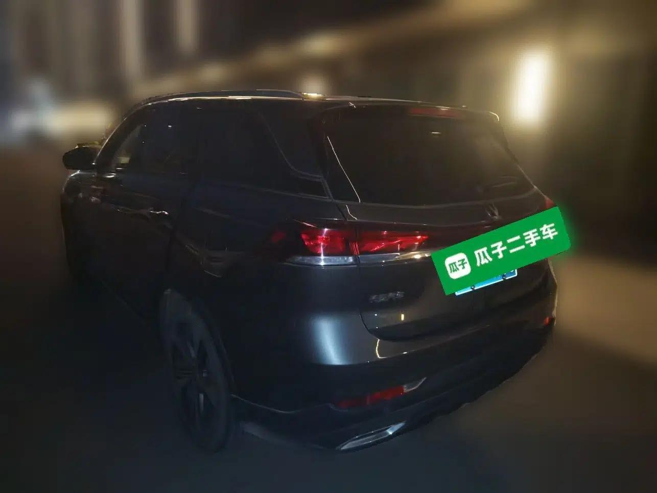 CHANGAN X7 PLUS 2024 1.5T Automatic Prestige 7-Seater — миниатюра 4