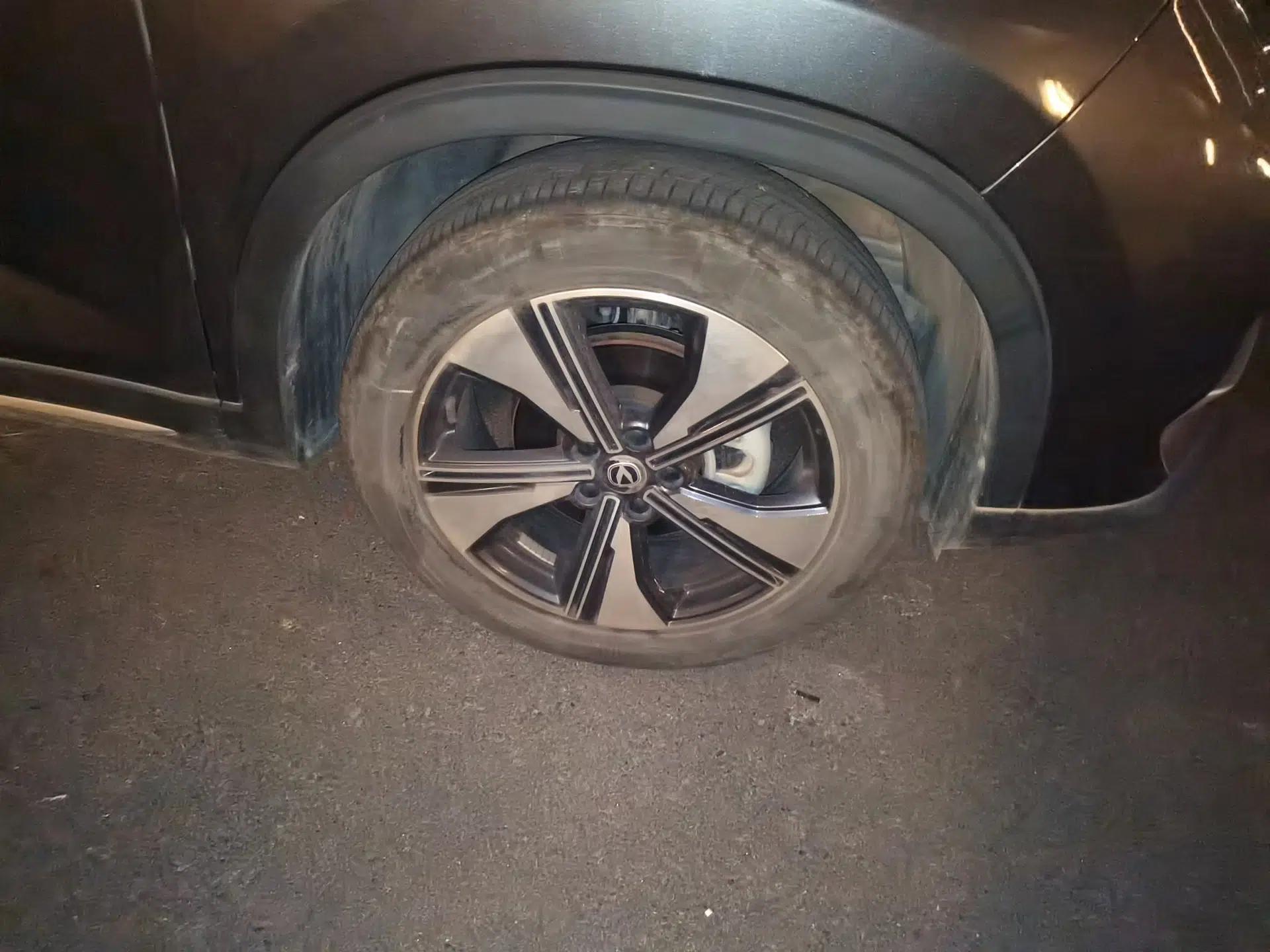 CHANGAN X7 PLUS 2024 1.5T Automatic Prestige 7-Seater — миниатюра 8