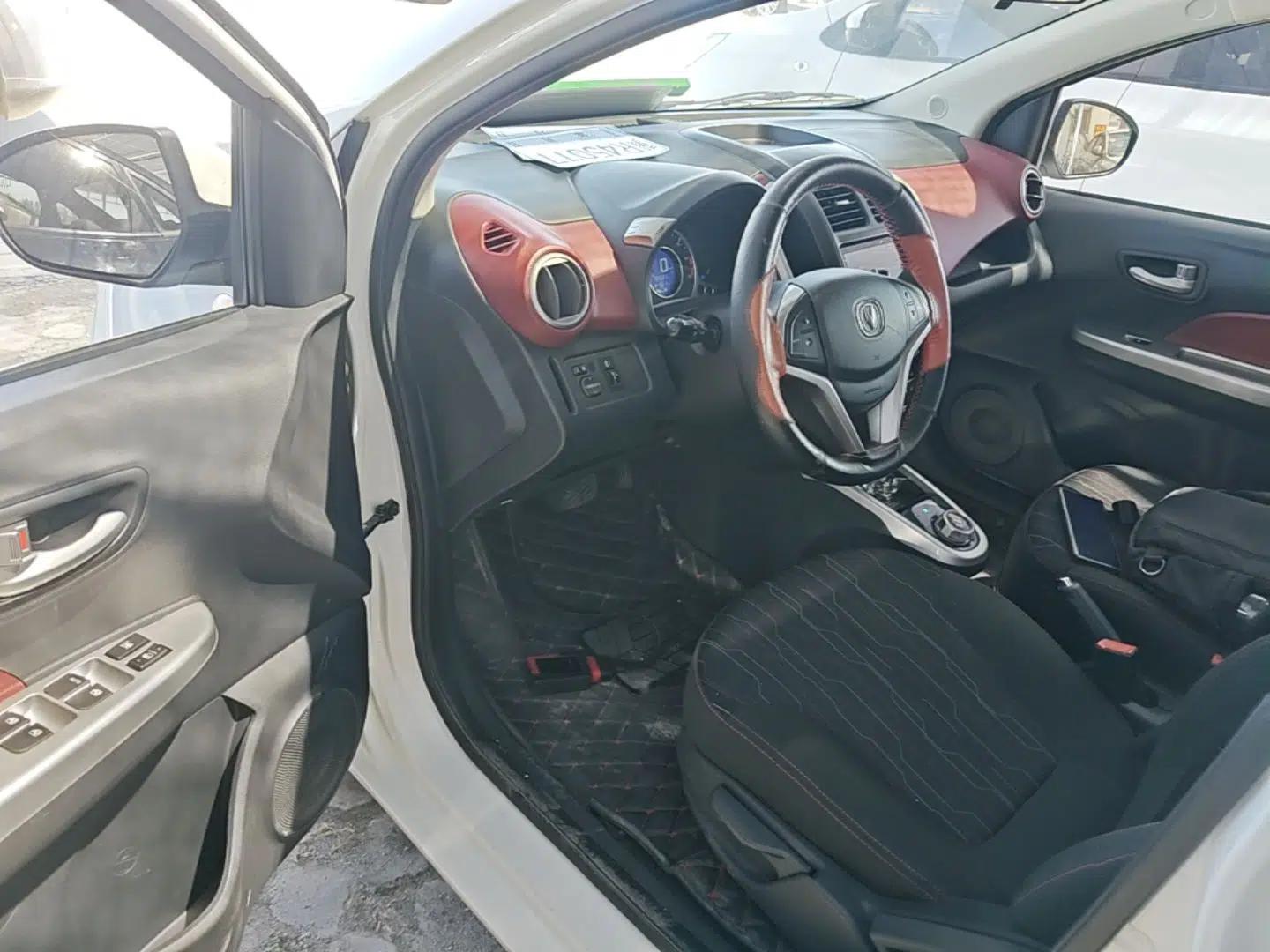 CHANGAN Benni 2015 1.4L IMT Prestige Model China V Standard — миниатюра 19