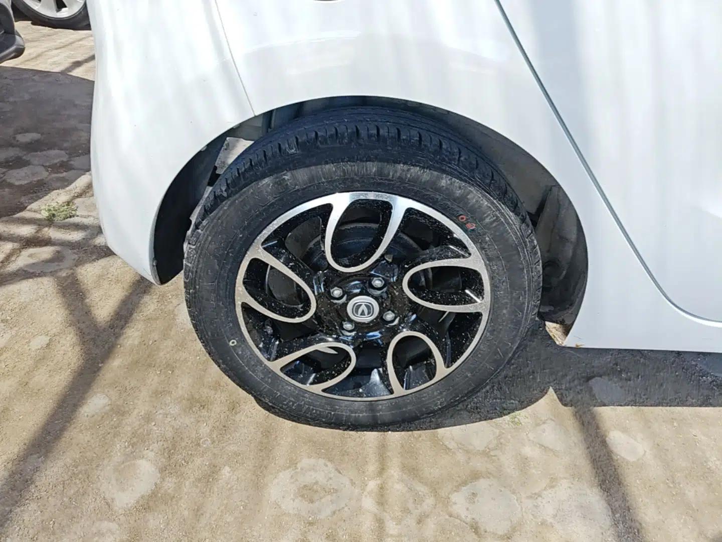 CHANGAN Benni 2015 1.4L IMT Prestige Model China V Standard — миниатюра 10