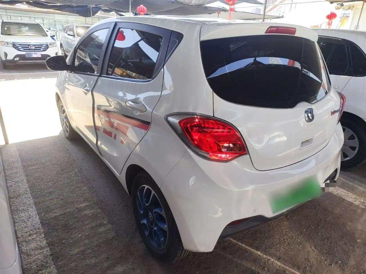 CHANGAN Benni EV 2019 EV360 Standard Model — миниатюра 4