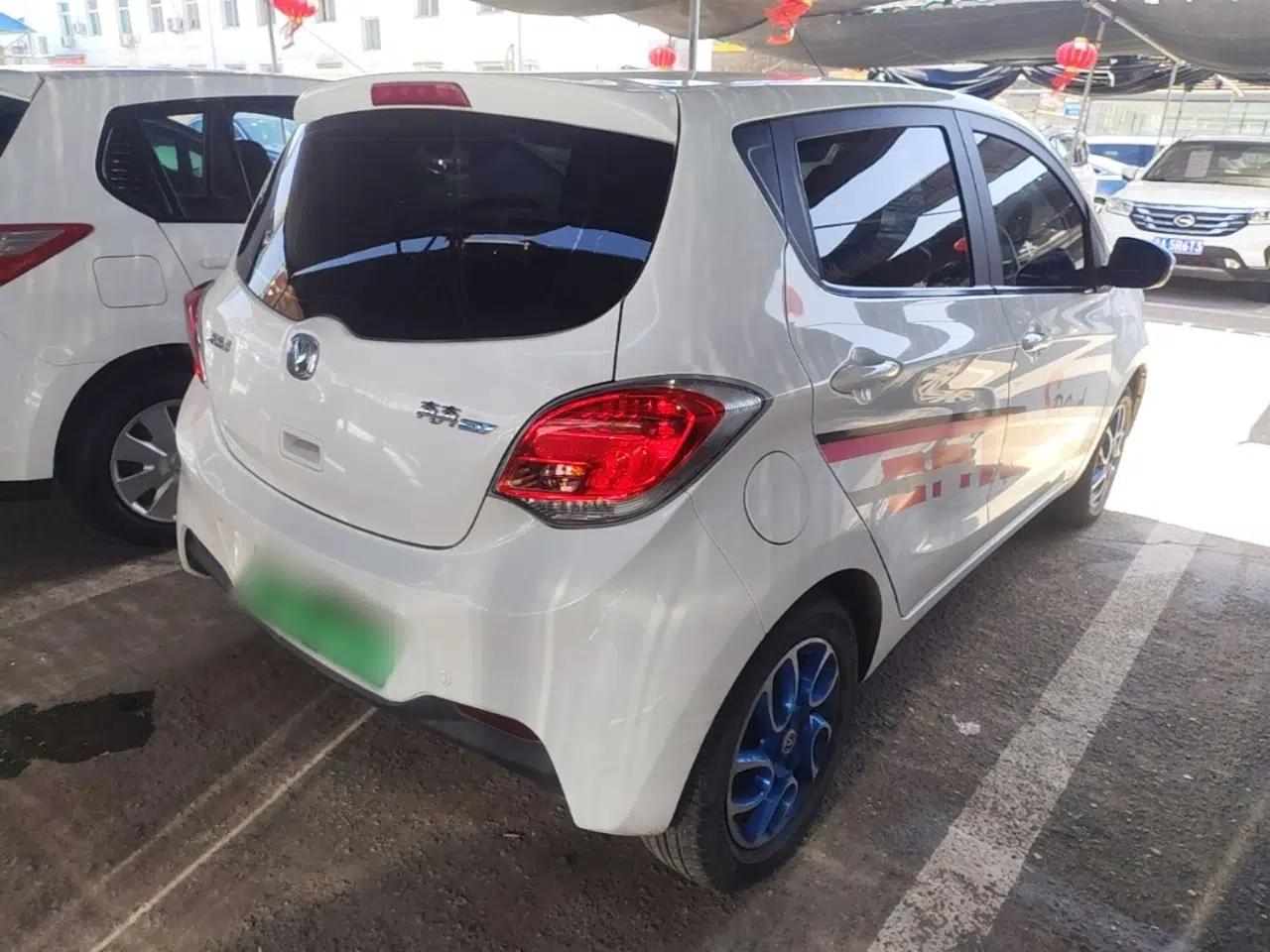 CHANGAN Benni EV 2019 EV360 Standard Model — миниатюра 6