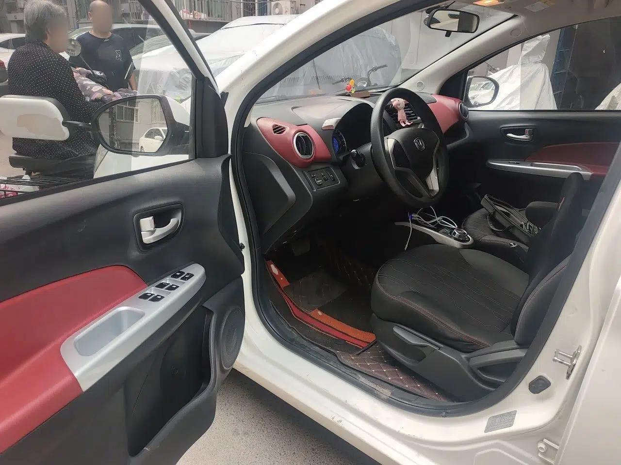 CHANGAN Benni EV 2019 EV360 Standard Model — миниатюра 17