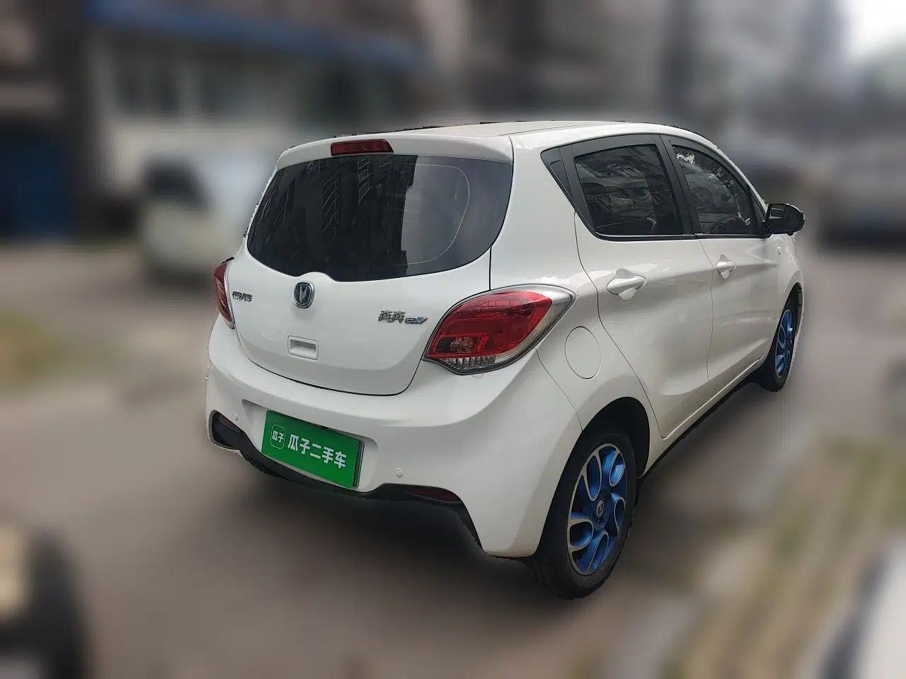 CHANGAN Benni EV 2019 EV360 Standard Model — миниатюра 6