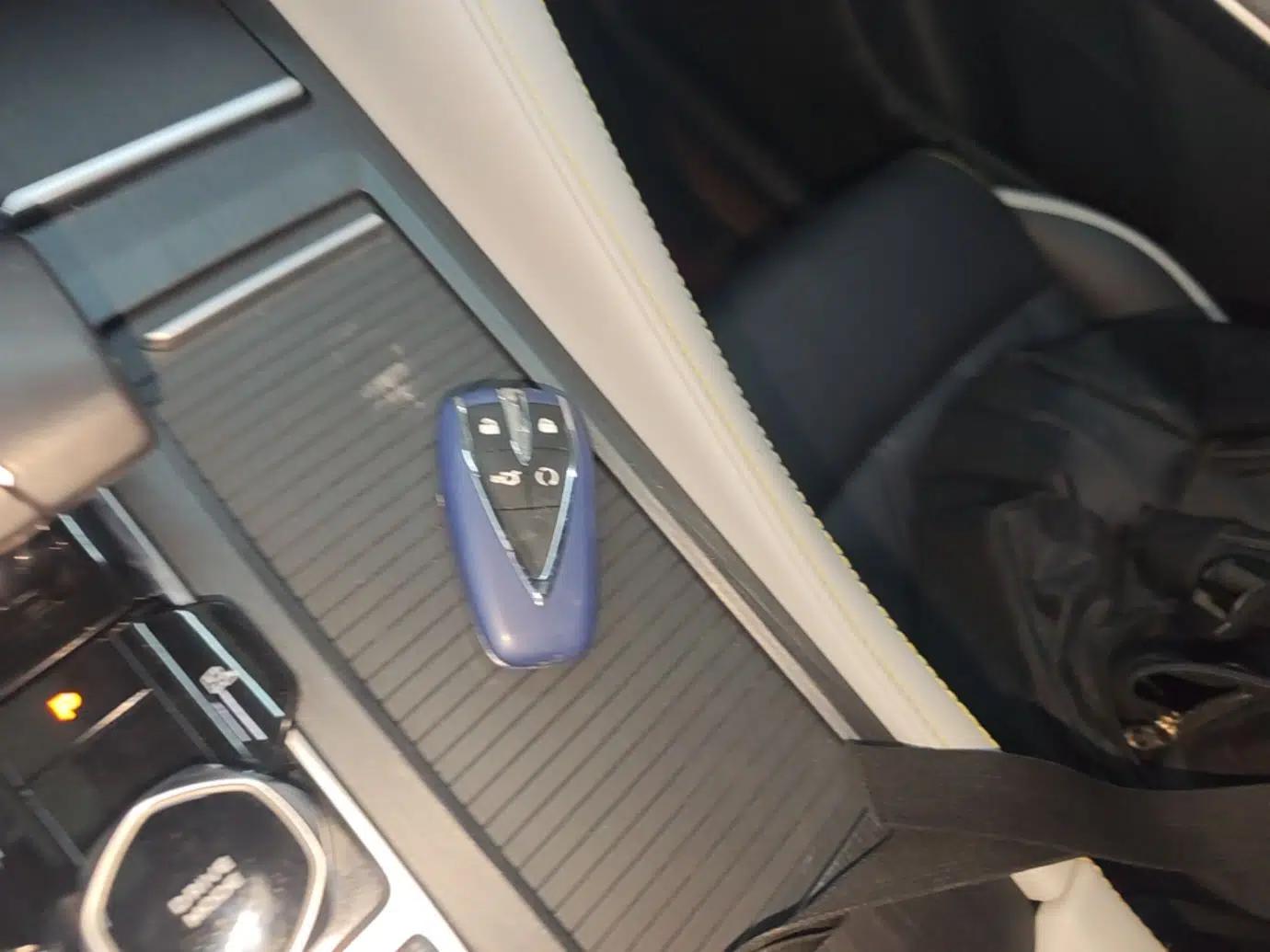 CHANGAN CS75 PLUS iDD 2023 ZhiDian iDD Smart Leading Model — миниатюра 12