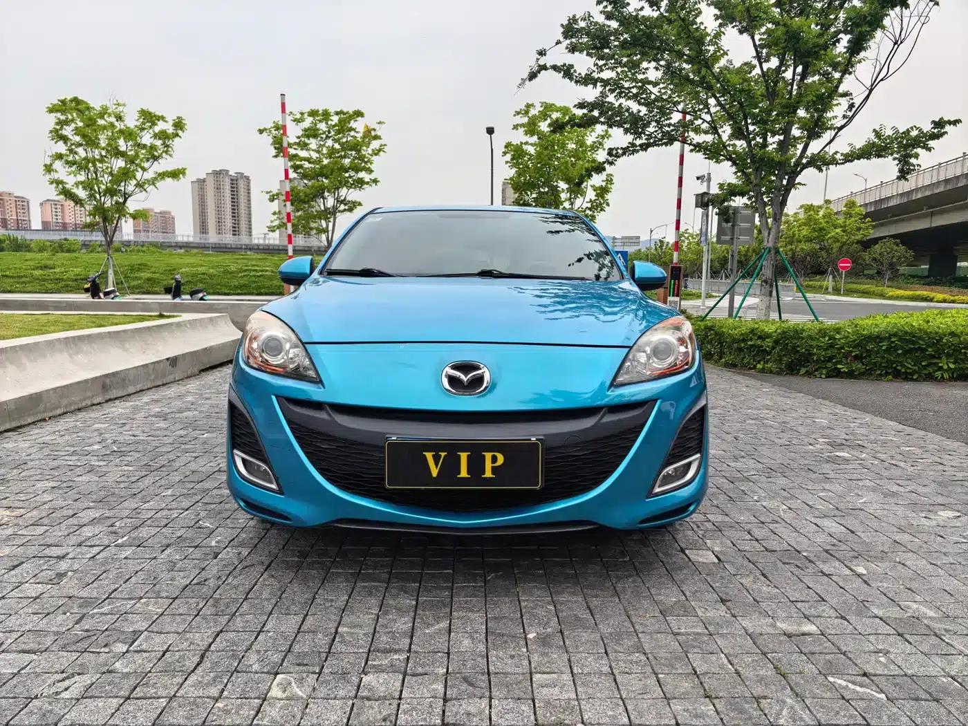 Mazda3 Axela 2012 Hatchback 1.6L Automatic Elite — миниатюра 3