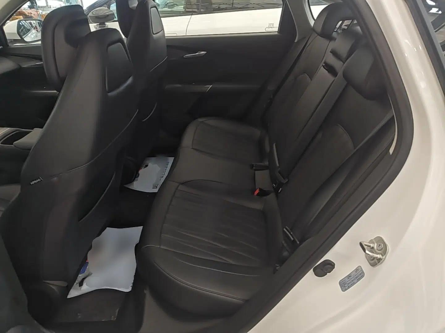 CHANGAN Eado PHEV 2025 Smart New Blue Whale 145KM Battleship Edition — миниатюра 20
