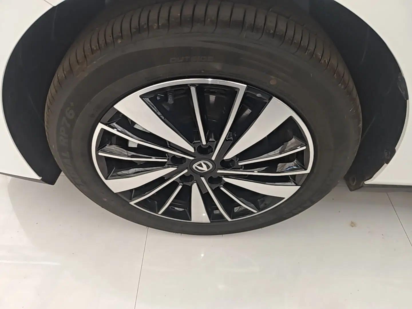 CHANGAN Eado PHEV 2025 Smart New Blue Whale 145KM Battleship Edition — миниатюра 8