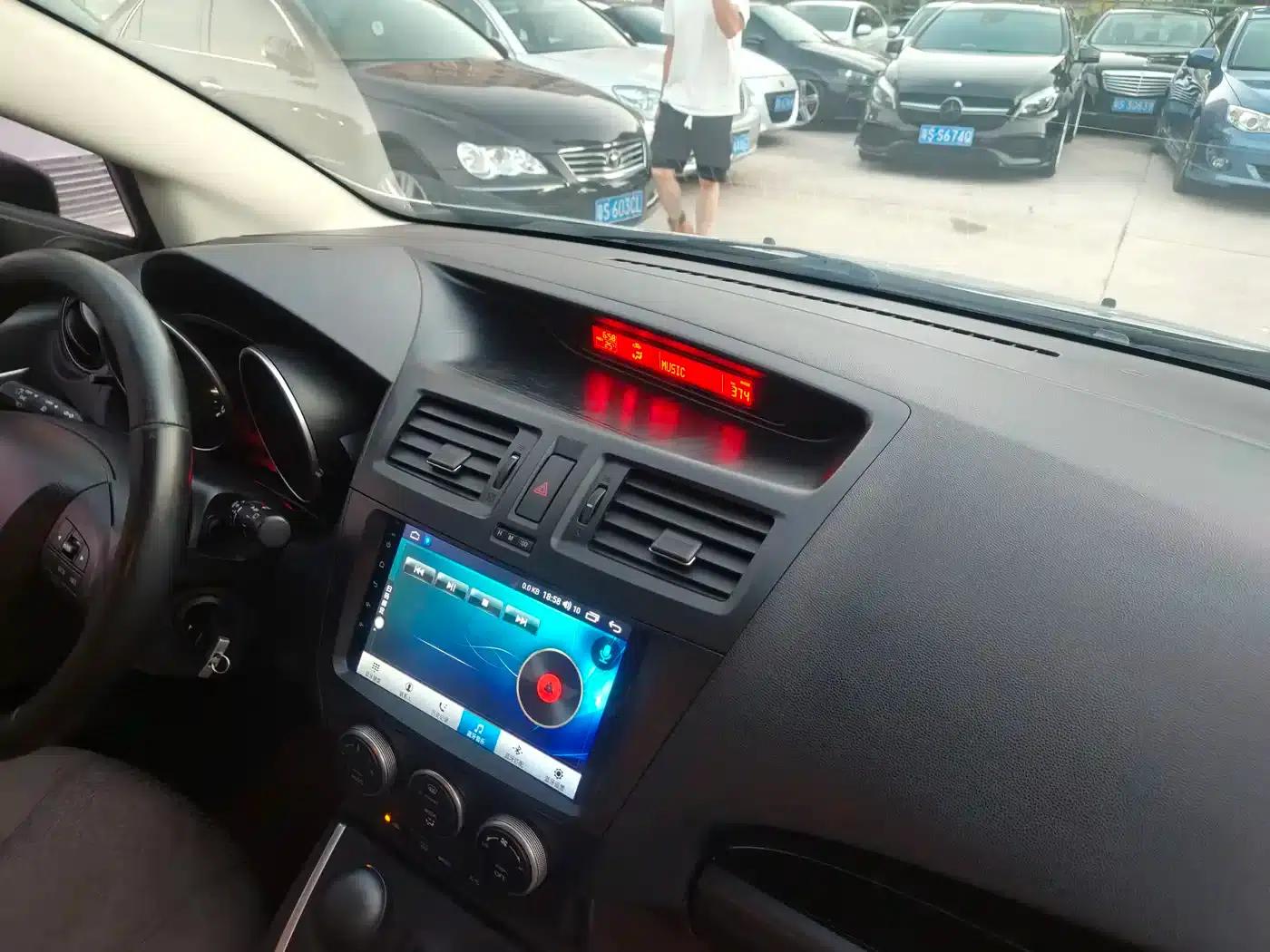 Mazda 5 2011 2.0L Automatic Comfort Model — миниатюра 21