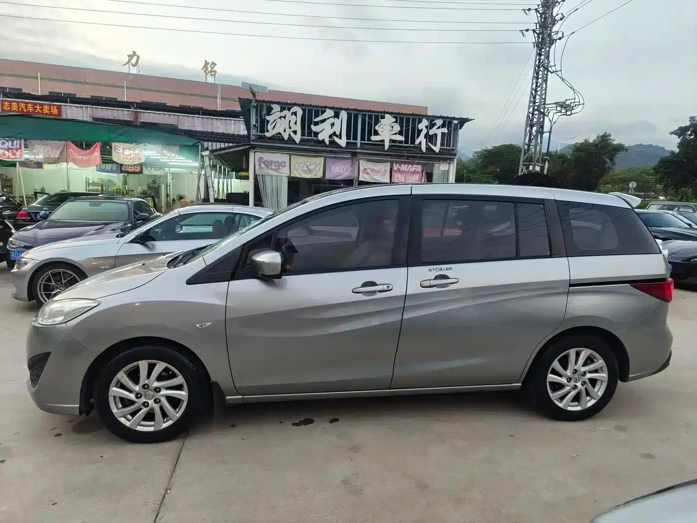Mazda 5 2011 2.0L Automatic Comfort Model — миниатюра 29